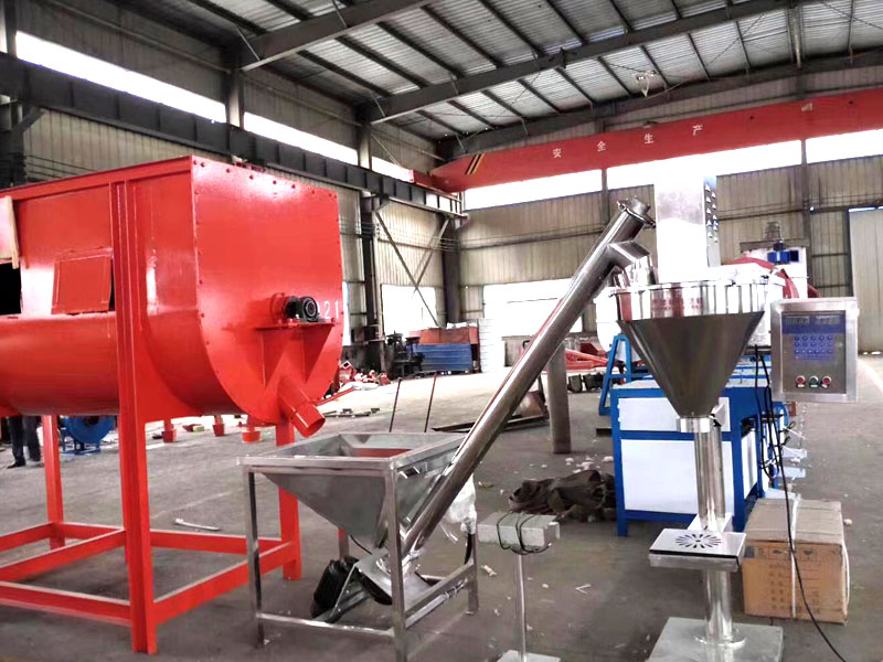 山东张总订购圆筒筛、螺旋输送机、真空上料机