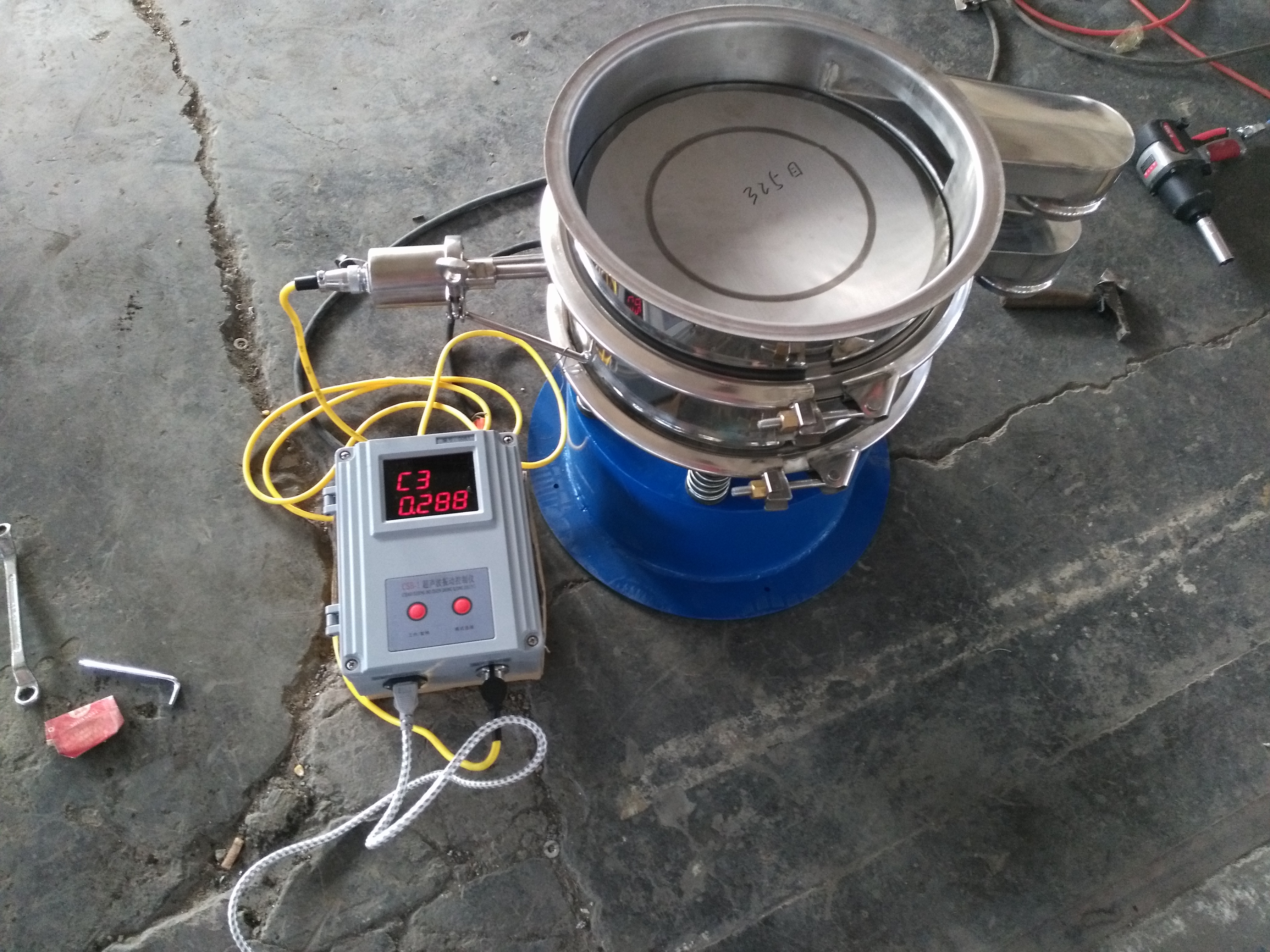 超声波P站免费在线观看厂家换能器使用知识(超声振动筛)