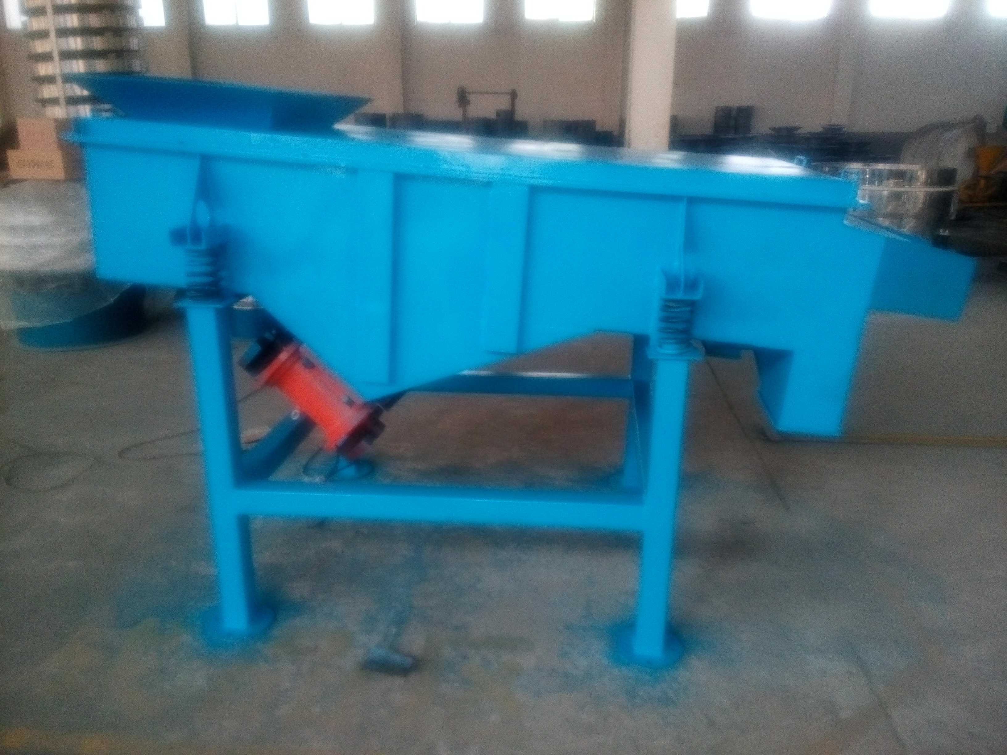 1035型P站在线观看免费时需求留意几点(振动筛处理能力)