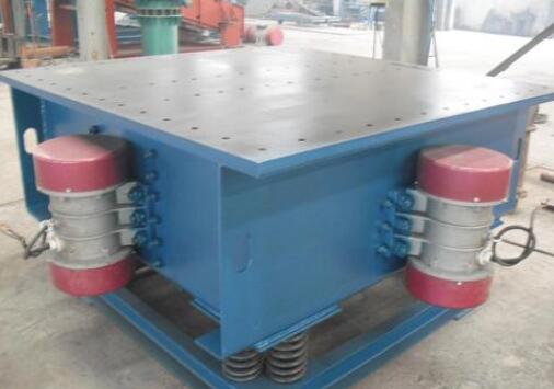 振动平台中的振动电机如何防止灰尘？