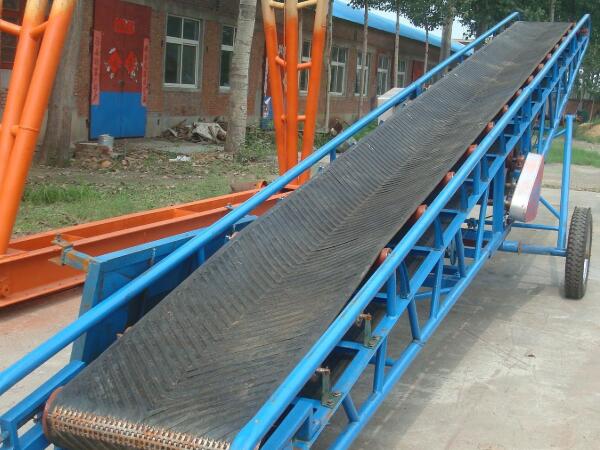 大倾角皮带输送机的焊接间隙问题有哪些？